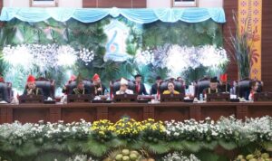 Rapat Paripurna Instimewa DPRD Sulut dalam Rangka HUT Provinsi Sulut ke-61
